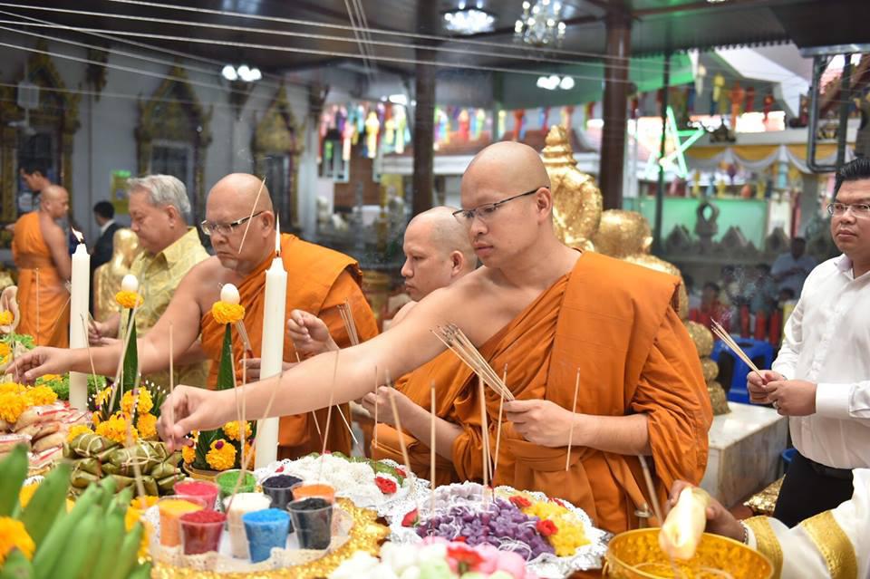 ลอยกระทงวัดไร่ขิง, วัดไร่ขิงพระอารามหลวง, จังหวัดนครปฐม, อำเภอสามพราน