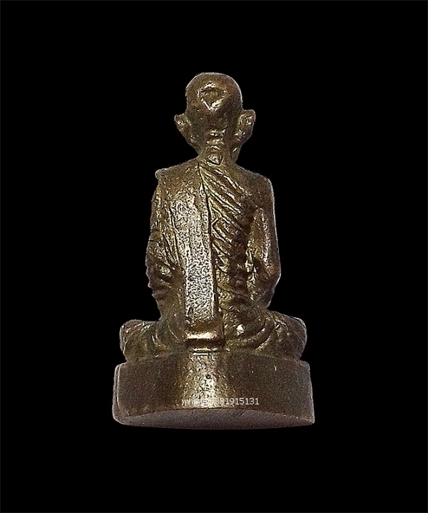 รูปหล่อหลวงพ่อเดิม วัดหนองโพ อ.ตาคลี จ.นครสวรรค์